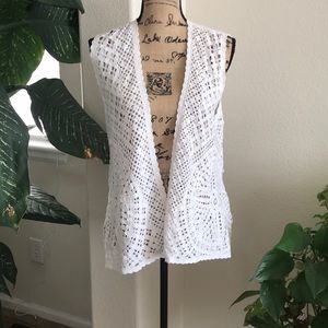 NWOT Keren Hart knitted sweater.